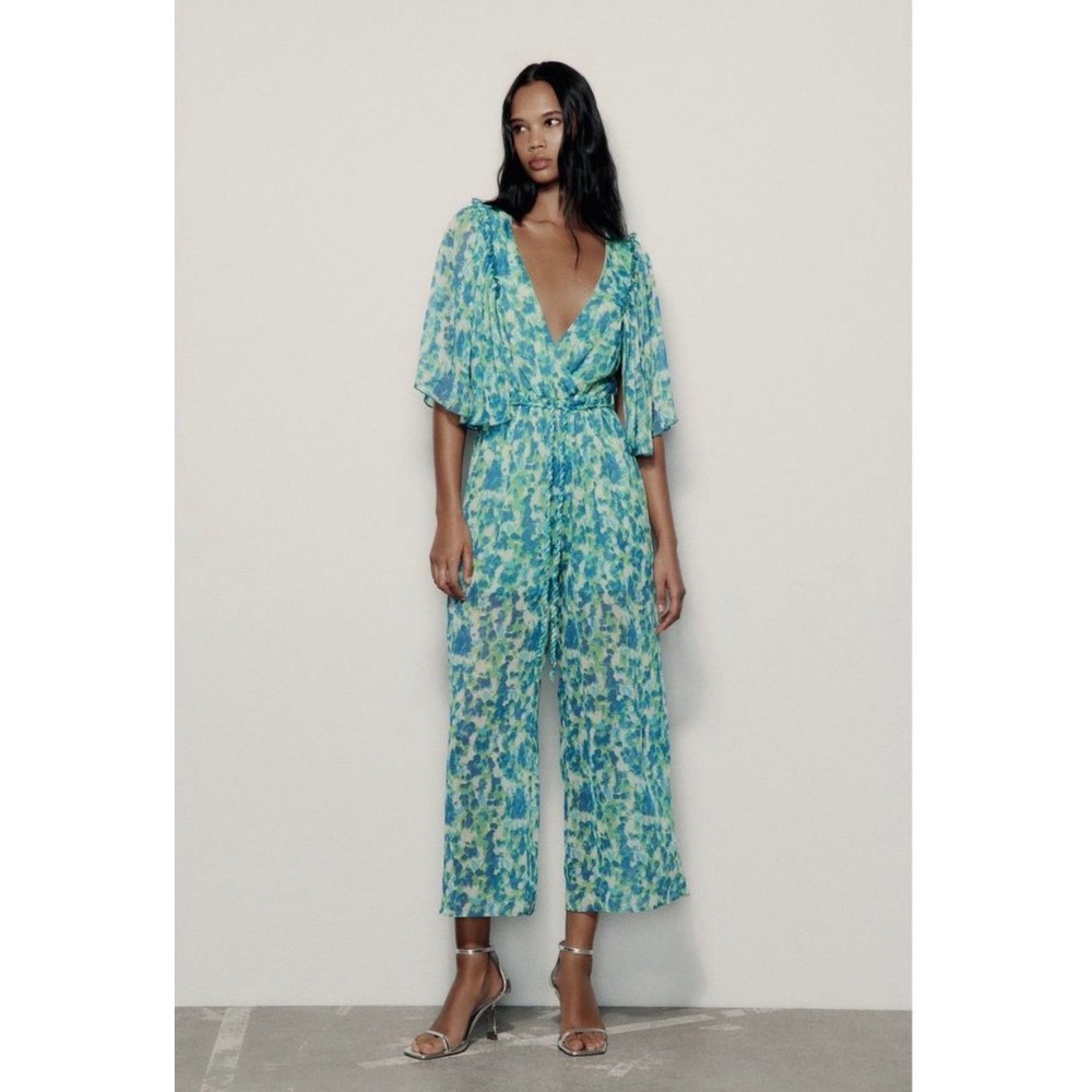 ZARA Floral Blue and Green Jumpsuit with Flutter Sleeves and‎ Elastic Waist XL